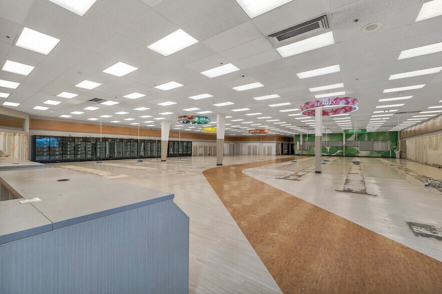 15 Mont Vernon St, Milford, NH à vendre - Photo du bâtiment - Image 3 de 61