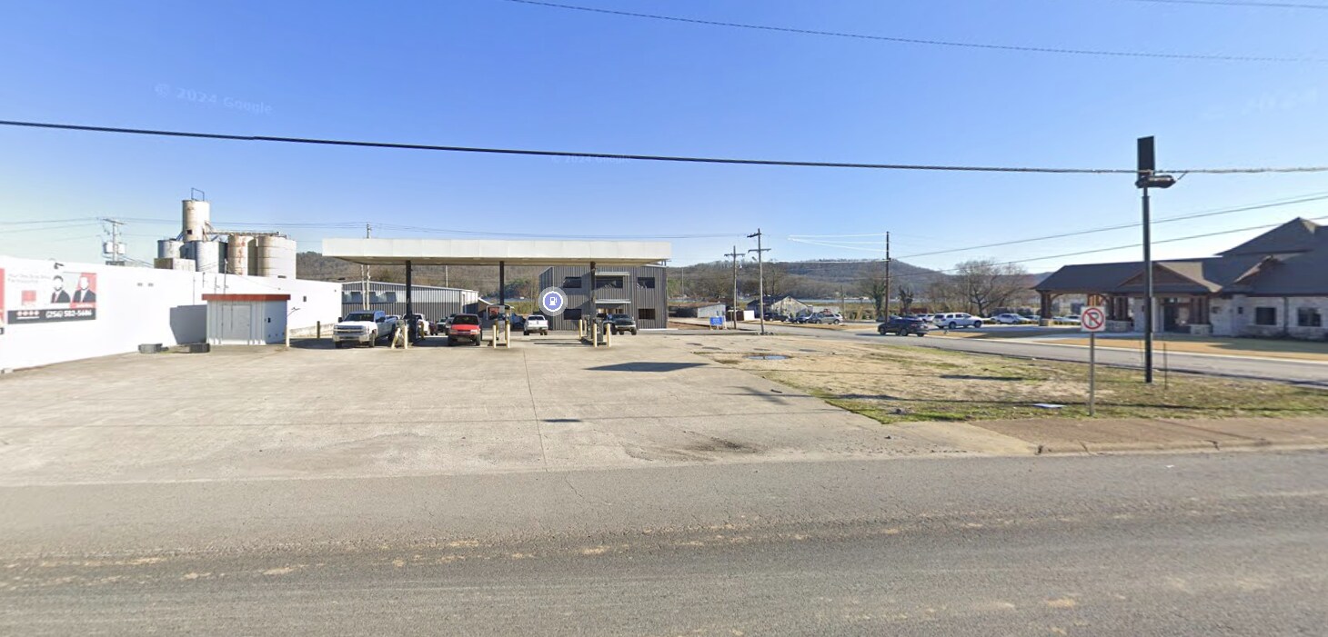 1343 Blount ave, Guntersville, AL à vendre Photo du bâtiment- Image 1 de 1