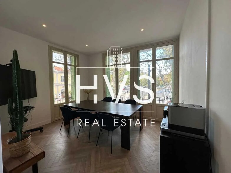 Office in Aix-en-Provence for lease - Interior Photo - Image 2 of 8