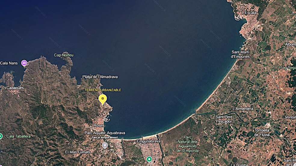 Carrer de Joan Lluís Vives, 7, Roses, Gerona for sale - Building Photo - Image 3 of 26