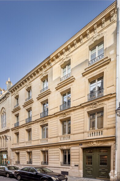 46 Rue De Lille, Paris à vendre - Photo principale - Image 1 de 4