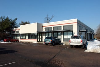 Plus de détails pour 3618 Hulmeville Rd, Bensalem, PA - Flex à vendre