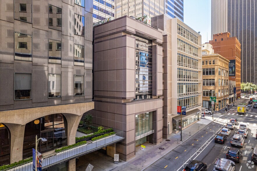 130 Battery St, San Francisco, CA à louer - Photo du bâtiment - Image 1 de 8
