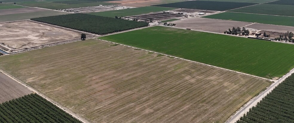 West Davis ave, Caruthers, CA for sale - Building Photo - Image 1 of 3