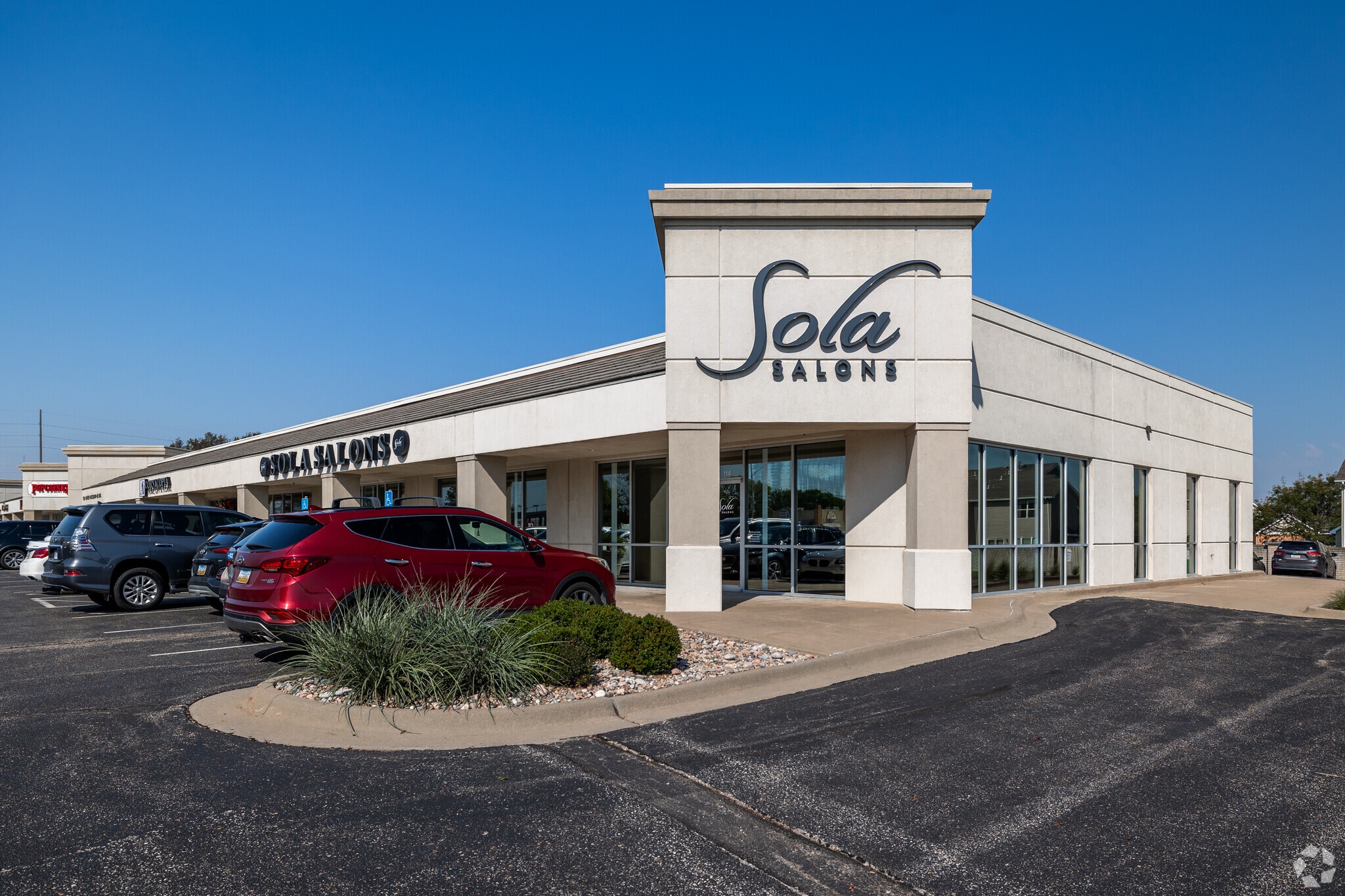 11414 E Central Ave, Wichita, KS for lease Primary Photo- Image 1 of 4