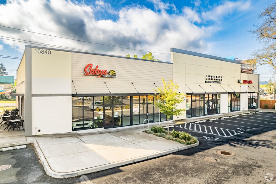 21235-21305 SW Pacific Hwy, Sherwood, OR à louer - Photo du bâtiment - Image 2 de 6