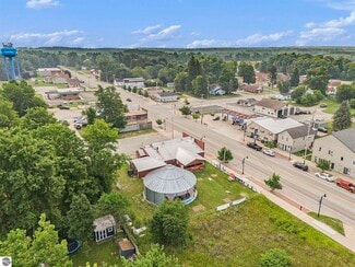 Plus de détails pour 116 W Wexford Ave, Buckley, MI - Commerce de détail à vendre