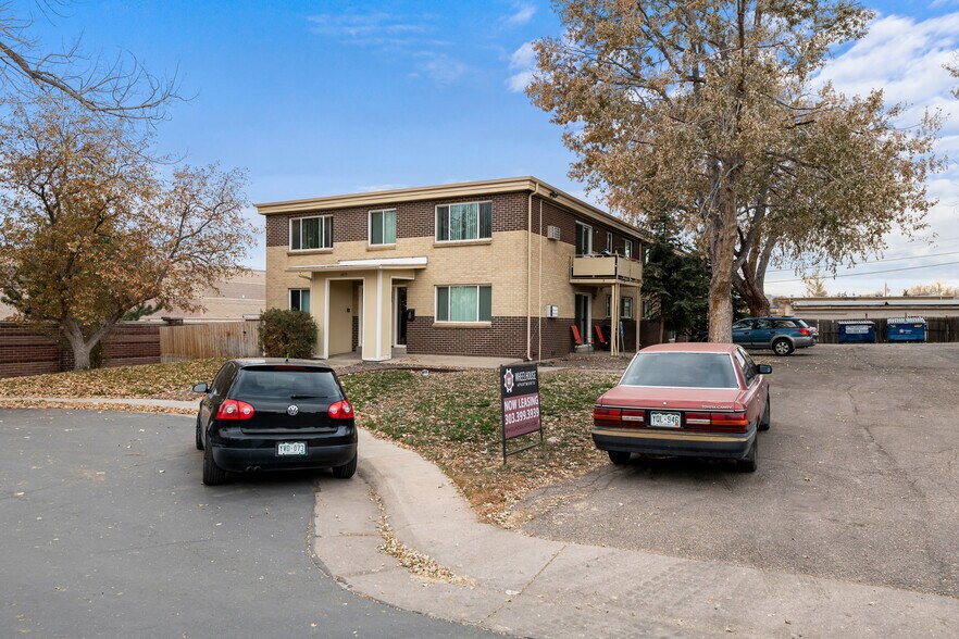 1675 Upham St, Lakewood, CO à vendre - Photo du bâtiment - Image 3 de 17