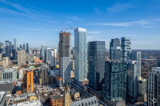 215-229 Church St, Toronto, ON - Aérien  Vue de la carte