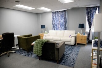 828 Dulaney Valley Rd, Towson, MD à louer Photo intérieure- Image 1 de 7