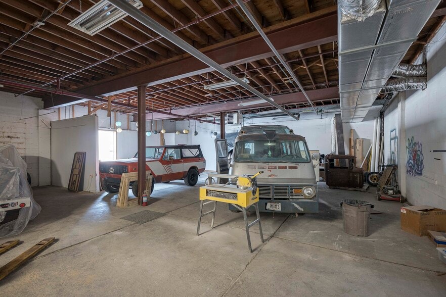 3307 14th Ave, Kenosha, WI for sale - Building Photo - Image 3 of 38