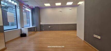 Retail in Segovia, Segovia for lease Interior Photo- Image 1 of 11
