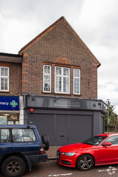 385 Upper Richmond Rd, London for lease - Building Photo - Image 2 of 2