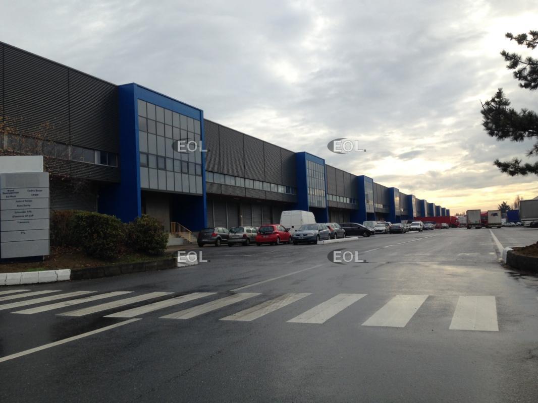 Industrial in Aulnay-sous-Bois for lease Building Photo- Image 1 of 3