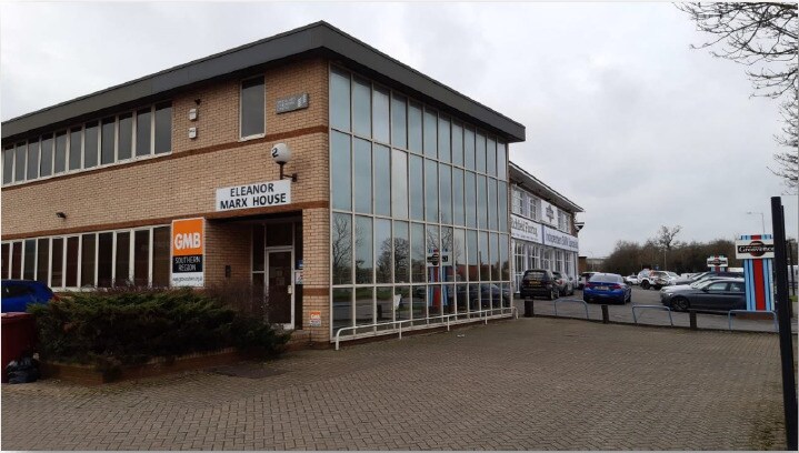 12 Richfield Ave, Reading à louer Photo du bâtiment- Image 1 de 6