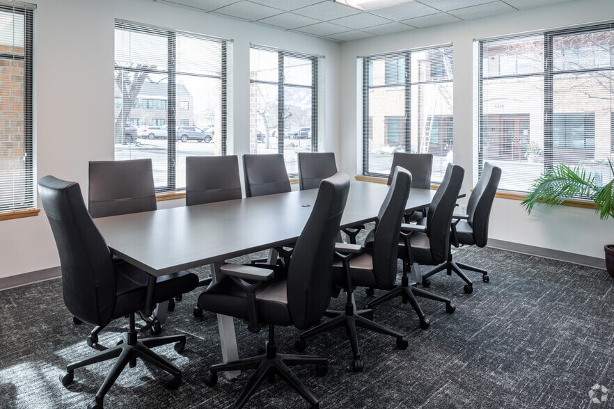 4450 Arapahoe Ave, Boulder, CO for lease - Interior Photo - Image 2 of 17