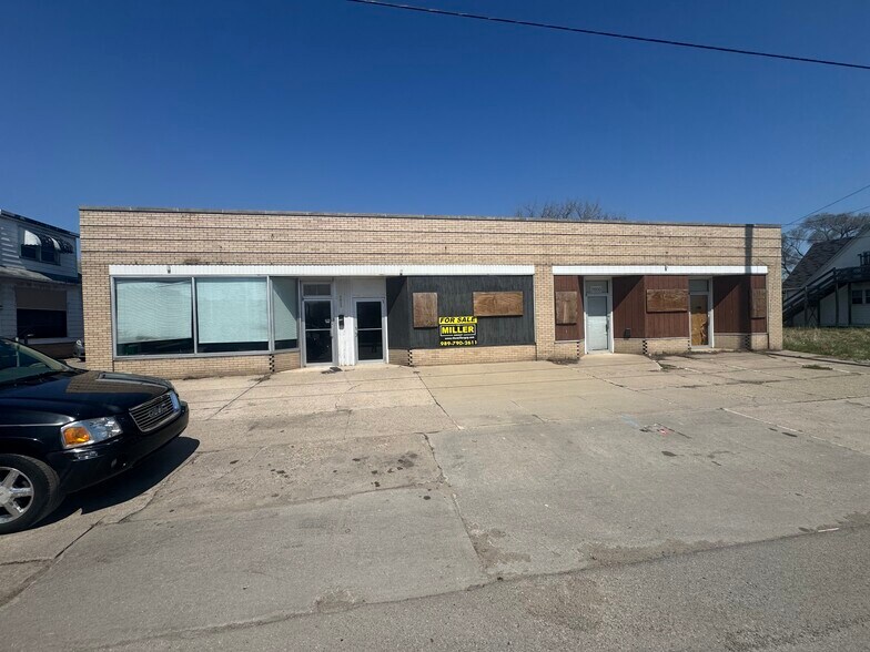 2600-2602 State St, Saginaw, MI à vendre - Photo du bâtiment - Image 2 de 11