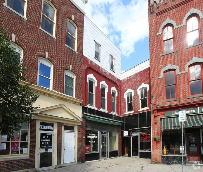 71 Main St, Fair Haven, VT for sale - Primary Photo - Image 1 of 3