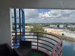 9600 NW 25th St, Miami, FL - AERIAL map view