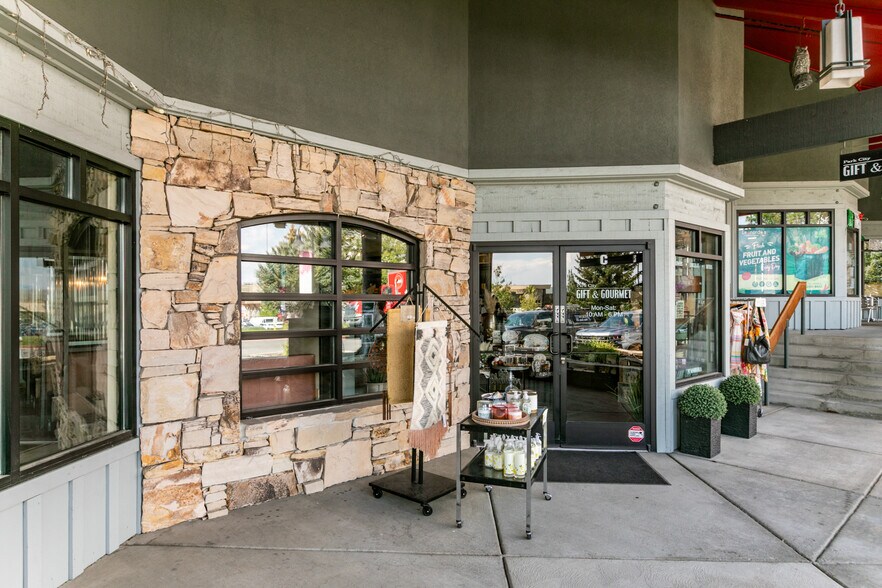 6300 N Sagewood Dr, Park City, UT à louer - Photo du bâtiment - Image 3 de 15