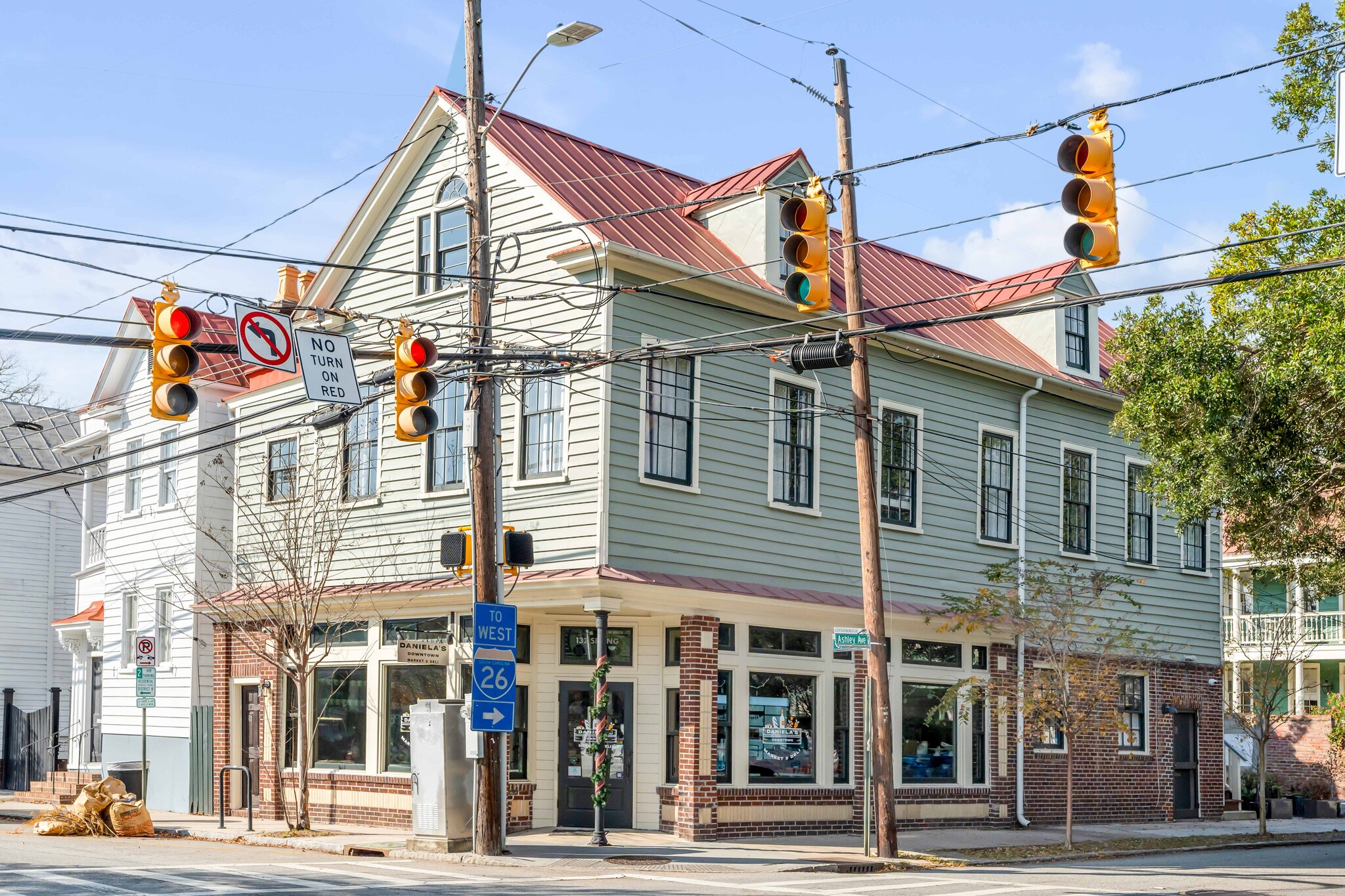 132 Spring St, Charleston, SC for sale Building Photo- Image 1 of 18