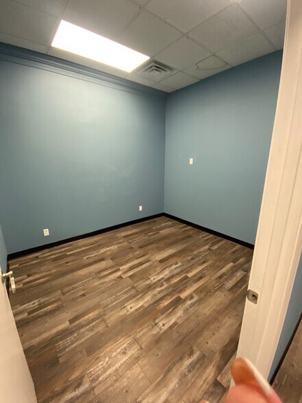 2431 E 32nd St, Joplin, MO à vendre - Photo intérieure - Image 2 de 11