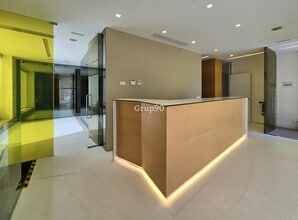 Commerce de détail dans Lleida, Lérida à louer Photo intérieure- Image 2 de 28