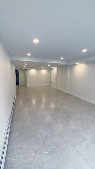 Plus de détails pour 2801 John F Kennedy Blvd, Jersey City, NJ - Commerce de détail à louer