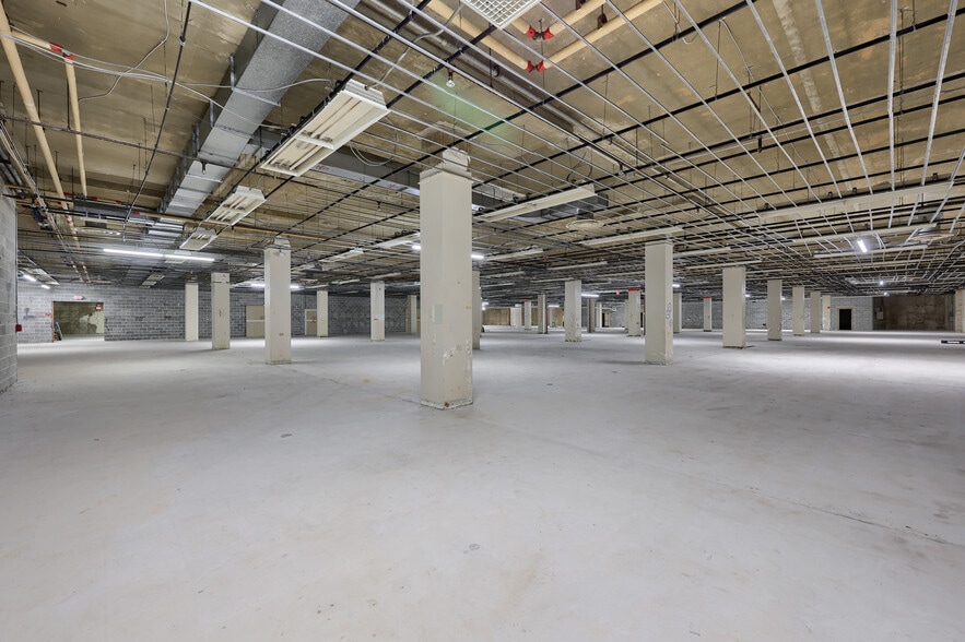 1515 Lititz Pike, Lancaster, PA for lease - Interior Photo - Image 3 of 22