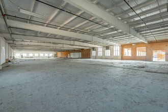 1601 S Holtzclaw Ave, Chattanooga, TN for sale Interior Photo- Image 1 of 3