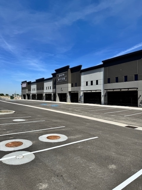 2200 E Chisholm Dr, Nampa, ID for lease Building Photo- Image 1 of 11