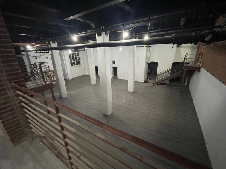 1008-1010 Arch St, Philadelphia, PA for lease - Building Photo - Image 2 of 17