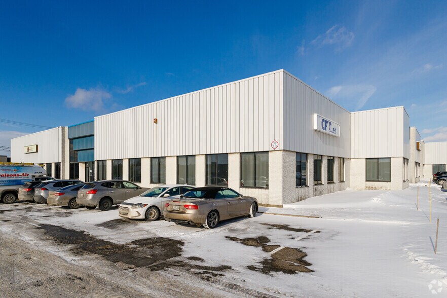 55-117 Av Lindsay, Dorval, QC à louer - Photo du bâtiment - Image 3 de 9