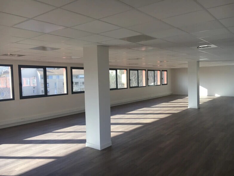 Rue Pascal Xavier Coste, Marseille à louer - Photo intérieure - Image 3 de 6