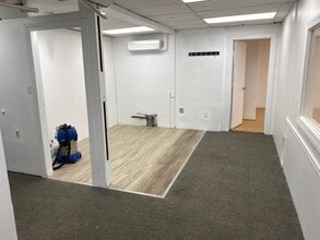 281-283 Cabot St, Beverly, MA à louer Photo intérieure- Image 2 de 4