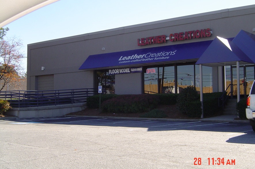 6438 Dawson Blvd, Norcross, GA for lease - Building Photo - Image 3 of 12