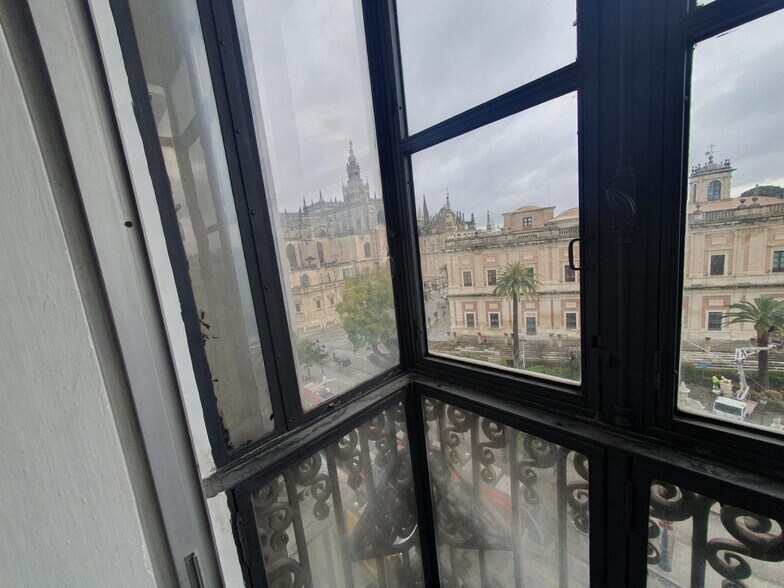 Avenida la Constitución, 36, SEVILLA, Sevilla à louer - Photo du bâtiment - Image 2 de 16