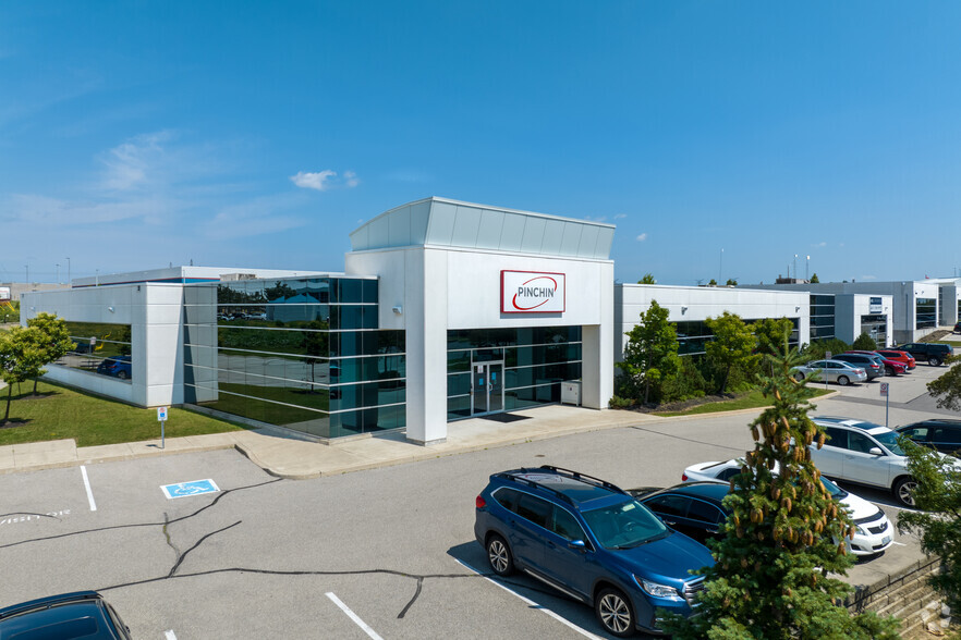 2360 Meadowpine Blvd, Mississauga, ON for lease - Building Photo - Image 1 of 5