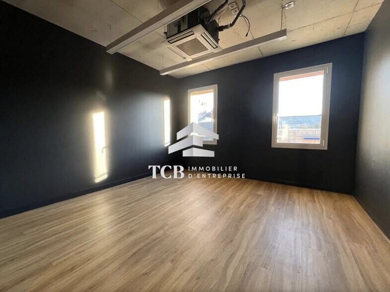 Bureau dans Nantes à louer - Photo du bâtiment - Image 3 de 5