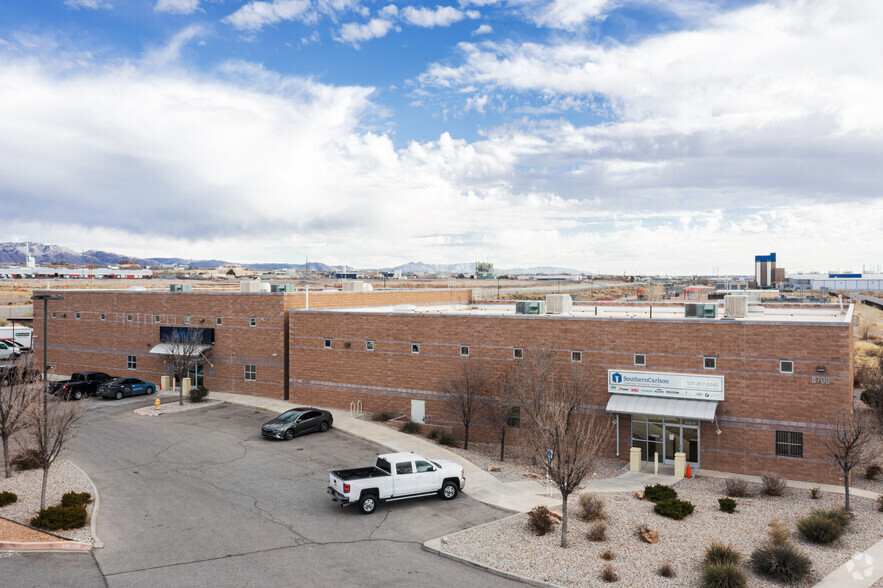 8700 Alameda Park NE, Albuquerque, NM à vendre - Photo principale - Image 1 de 1