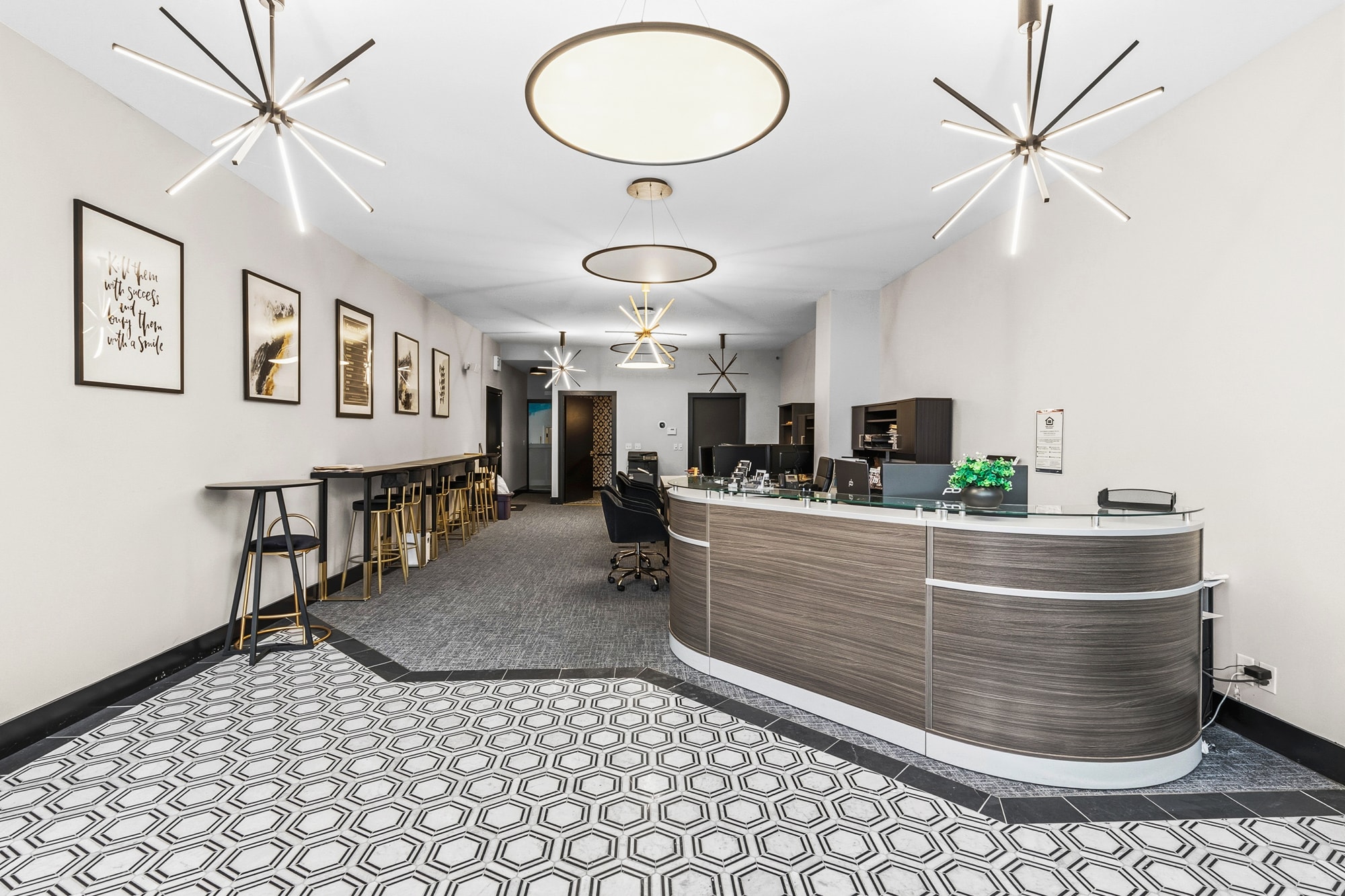 4423 S Nicollet Ave, Minneapolis, MN for sale Interior Photo- Image 1 of 19