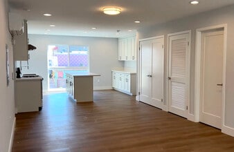 935-937 N Hill St, Los Angeles, CA à vendre Photo intérieure- Image 2 de 3