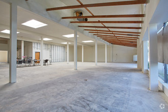 3838 Atlantic Ave, Long Beach, CA for lease Interior Photo- Image 2 of 4