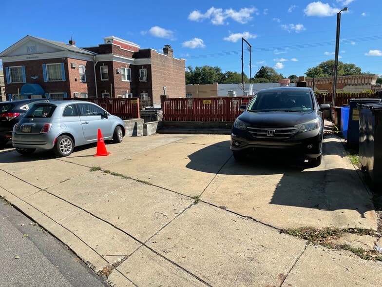 126 Bala Ave, Bala Cynwyd, PA for sale - Building Photo - Image 2 of 19