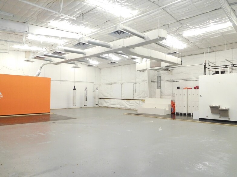 9700 Almeda Genoa Rd, Houston, TX à louer - Photo intérieure - Image 3 de 78