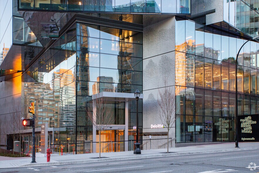 410 W Georgia St, Vancouver, BC à louer - Photo du bâtiment - Image 3 de 16