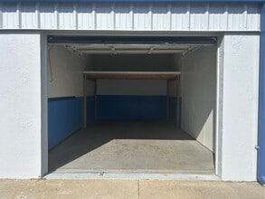 249-268 Seaboard Ave, Venice, FL for lease Interior Photo- Image 2 of 5