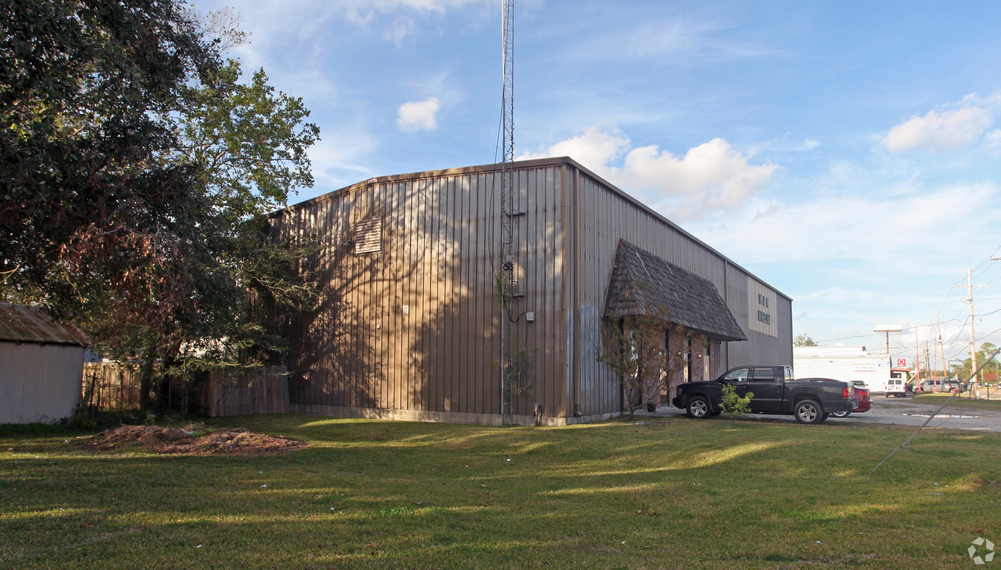 9218 Hwy 23, Belle Chasse, LA for lease Primary Photo- Image 1 of 2
