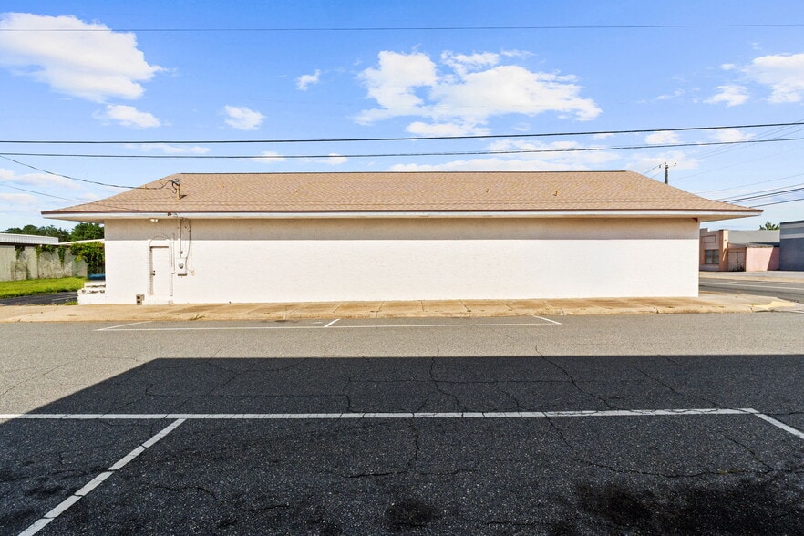 215 W 6th St, Panama City, FL à louer - Photo du bâtiment - Image 3 de 49