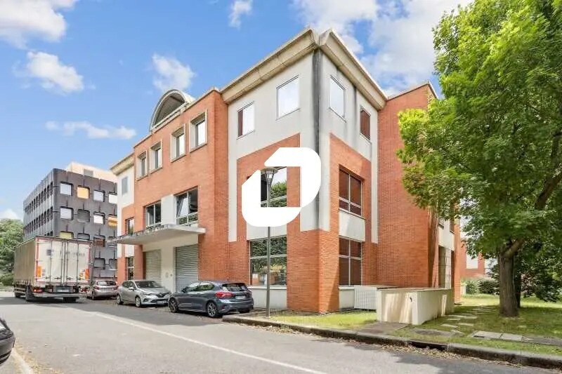 Flex in Chevilly-Larue for lease Building Photo- Image 1 of 17